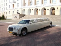 <b>Chrysler 300C слоновая кость 10 мест</b> - Аренда автомобилей с водителем в Екатеринбурге | АвтоЛюкс