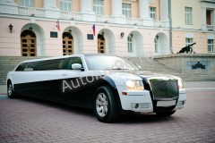 Chrysler 300C черно-белый 10 мест на свадьбу - Аренда автомобилей с водителем в Екатеринбурге | АвтоЛюкс